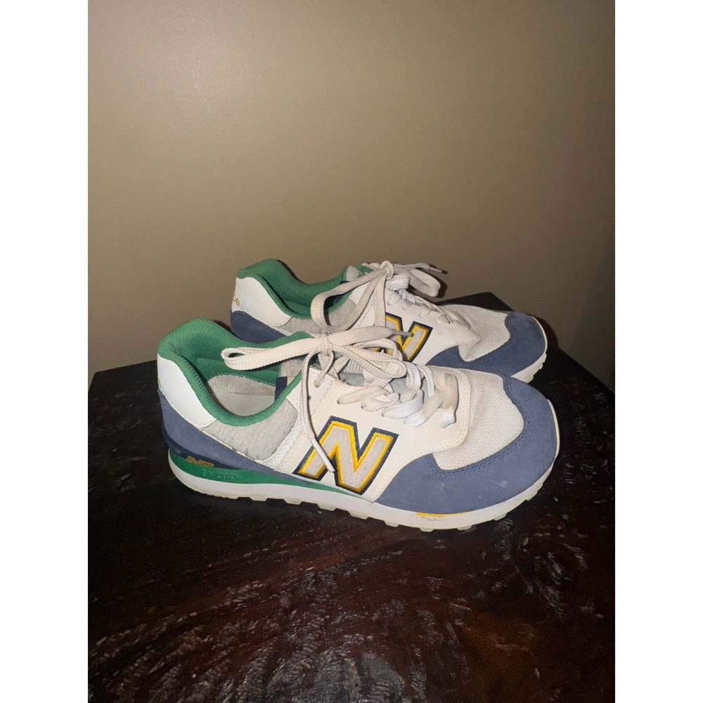 New Balance 574 Womens Blue Green White Sneakers WL574NLB Size 8.5